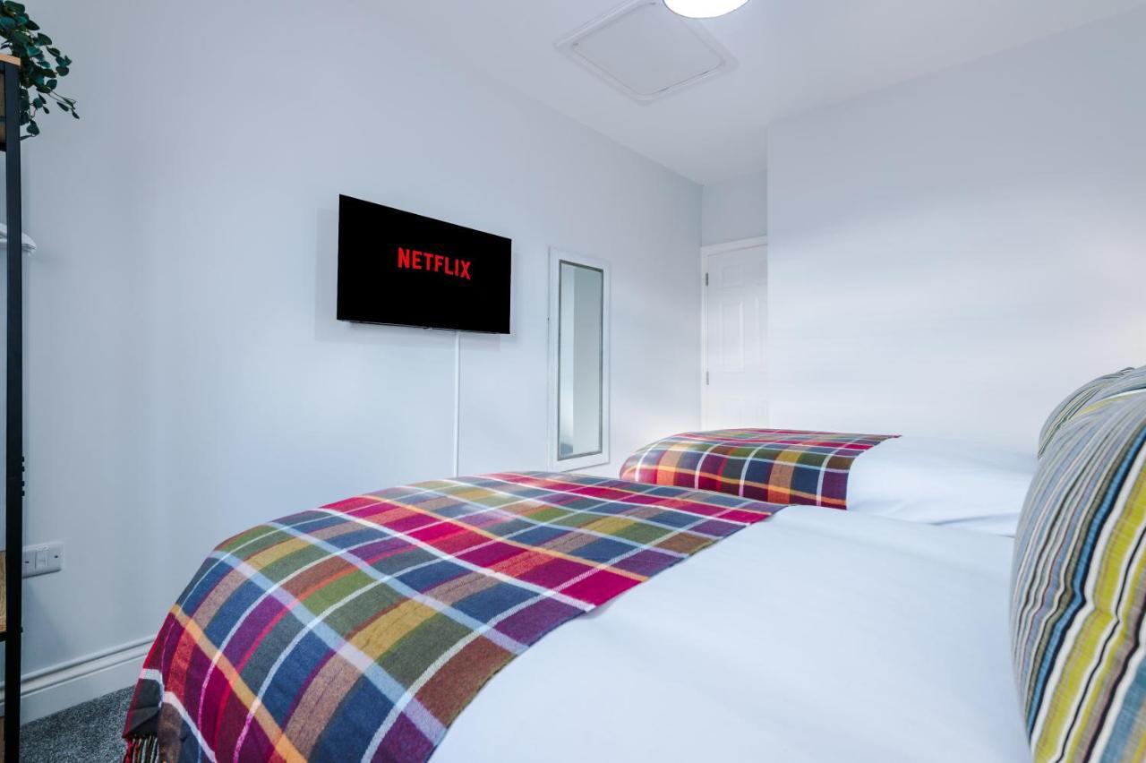 Westwood Lodge Serviced Apartment Coventry Eksteriør billede